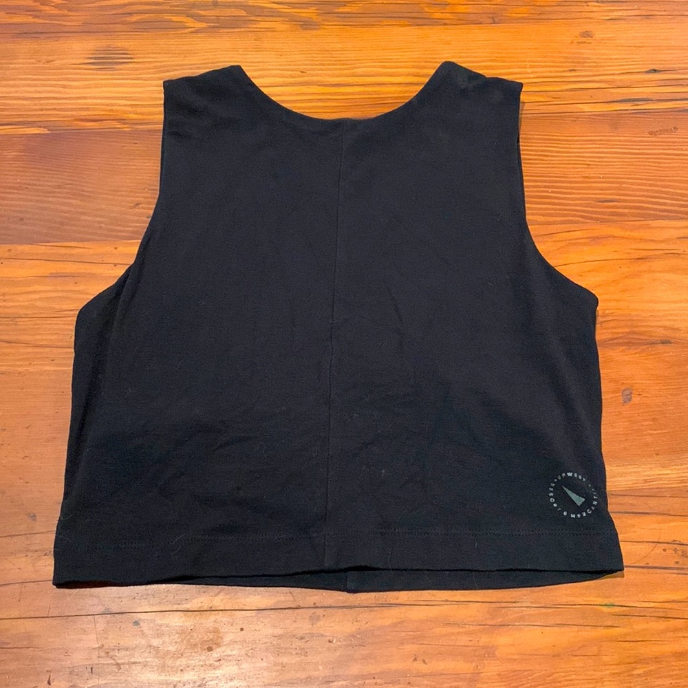 Upwest crop workout tank